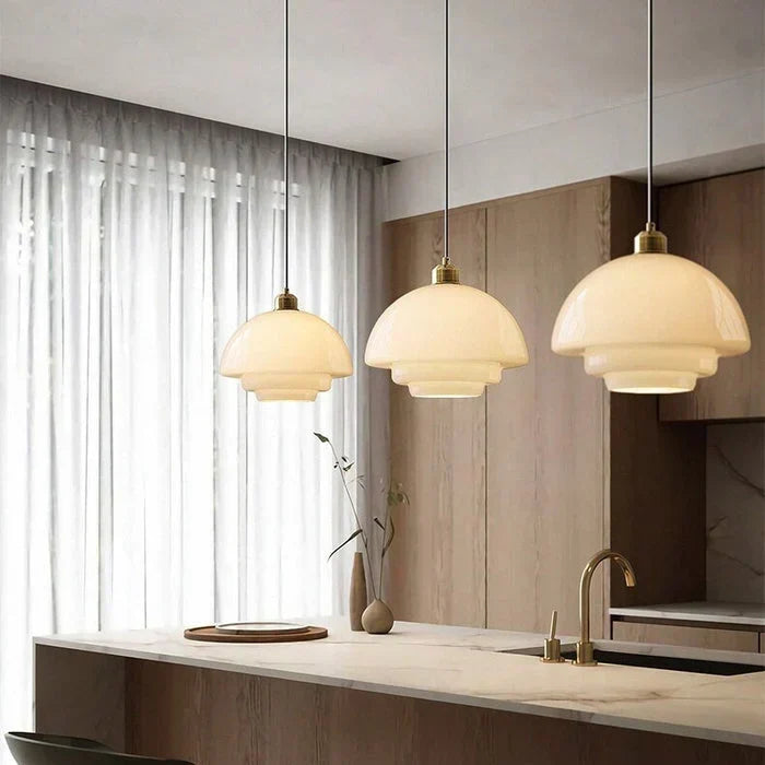 Calistre - Mid-Century Milchglas Pendelleuchte