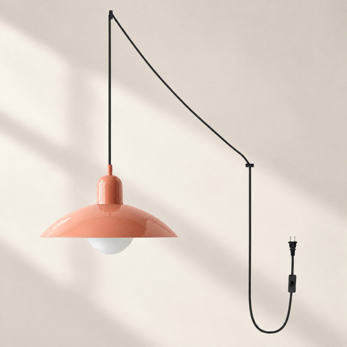 Steckdosen-Pendelleuchte im Mid-Century-Bauhaus-Stil – Ansicht 4