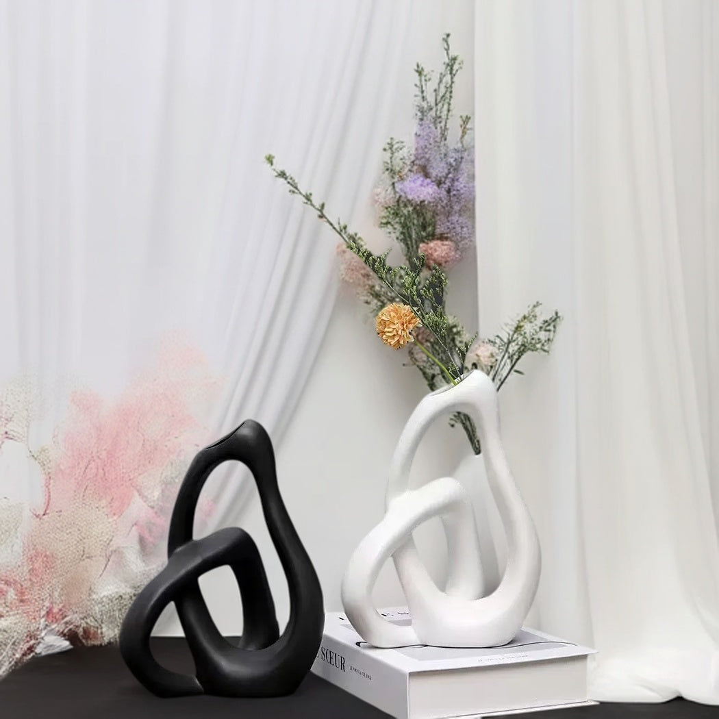 Zeitlose Keramikvase – Minimalistische Wohndeko