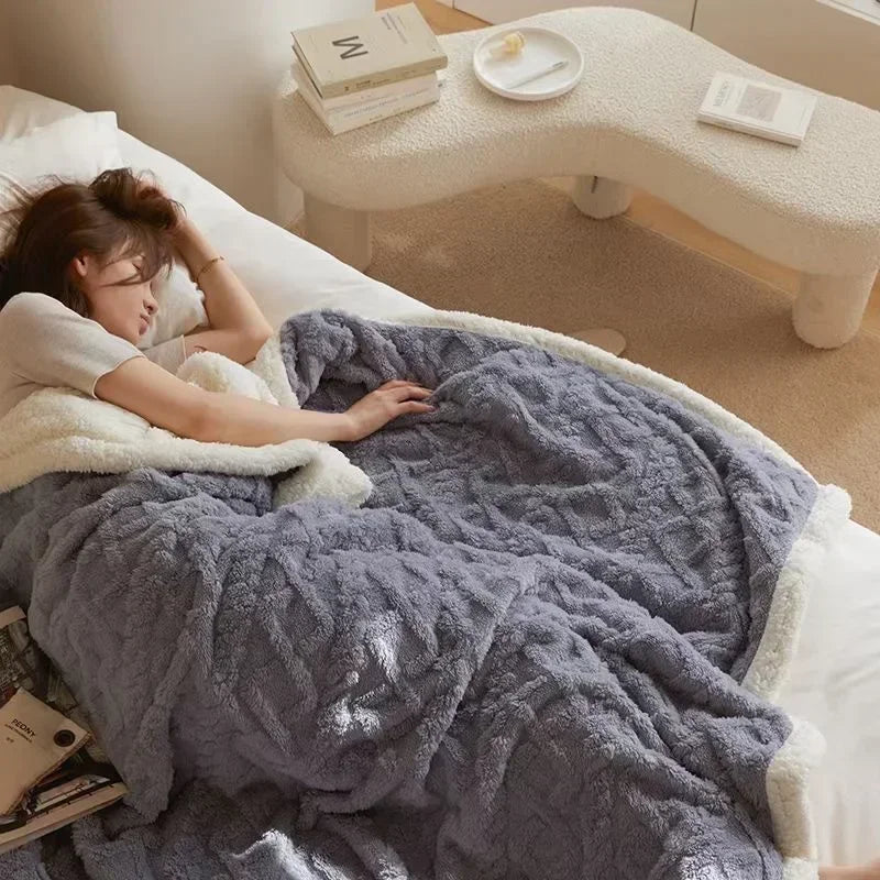 Dicke Lammwoll-Winterdecke – Ultra-Warme Kuscheldecke