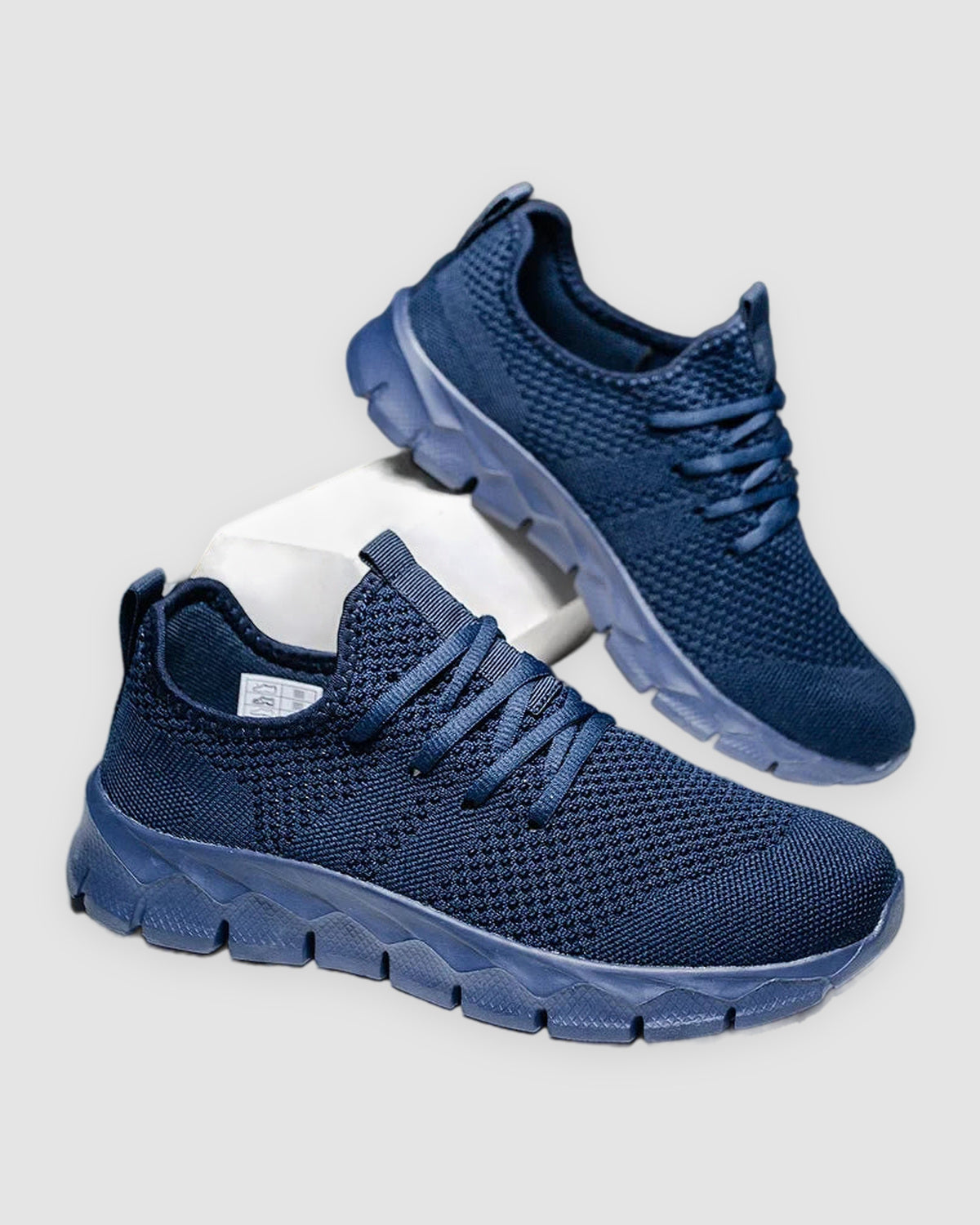 Herren Sneaker mit Mesh-Obermaterial, atmungsaktiv, Bild 10