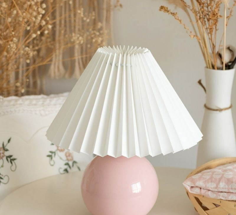 Vintage Heritage Tischlampe – Plissee-Schirm Nachttischlicht