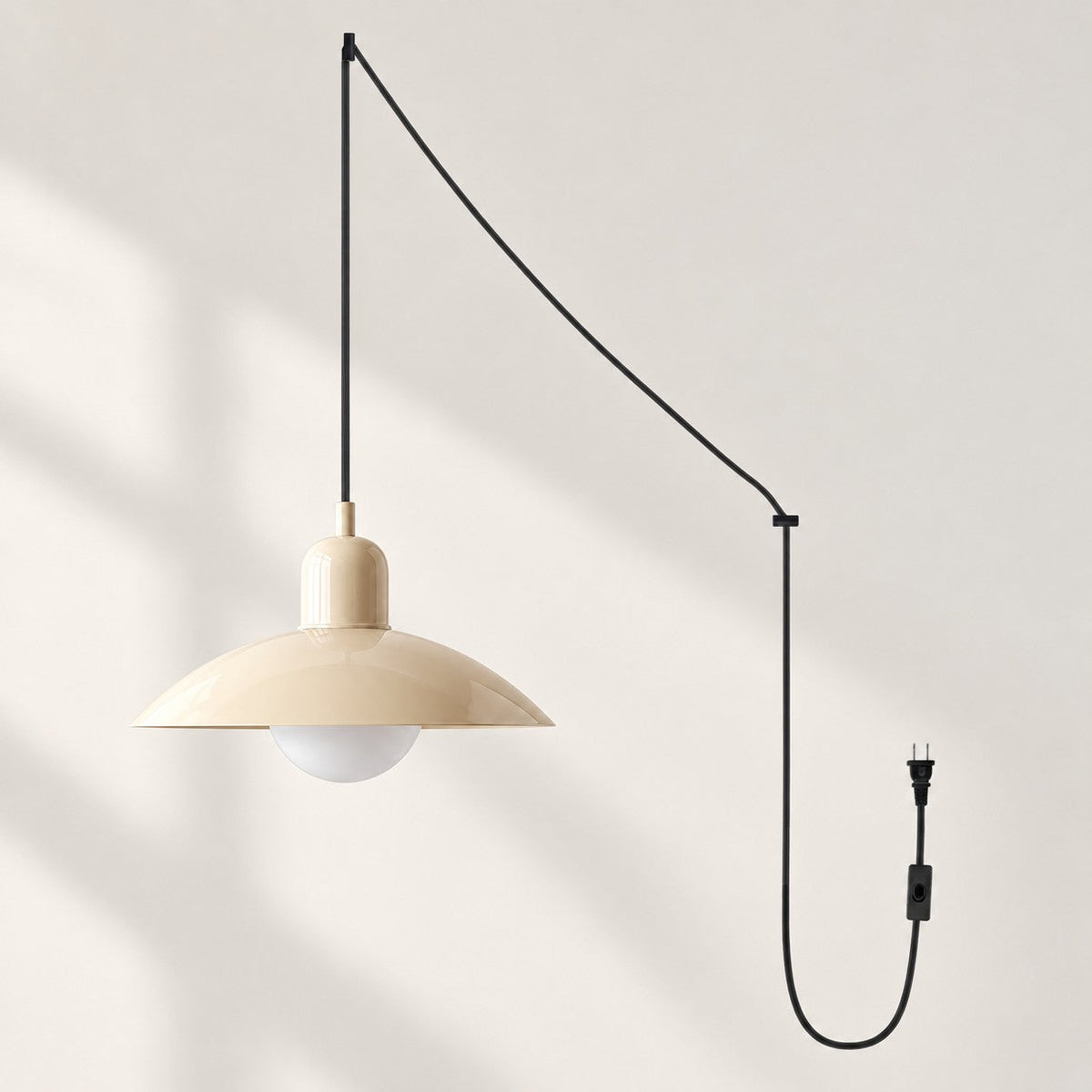 Steckdosen-Pendelleuchte im Mid-Century-Bauhaus-Stil – Weiß – Ansicht 10