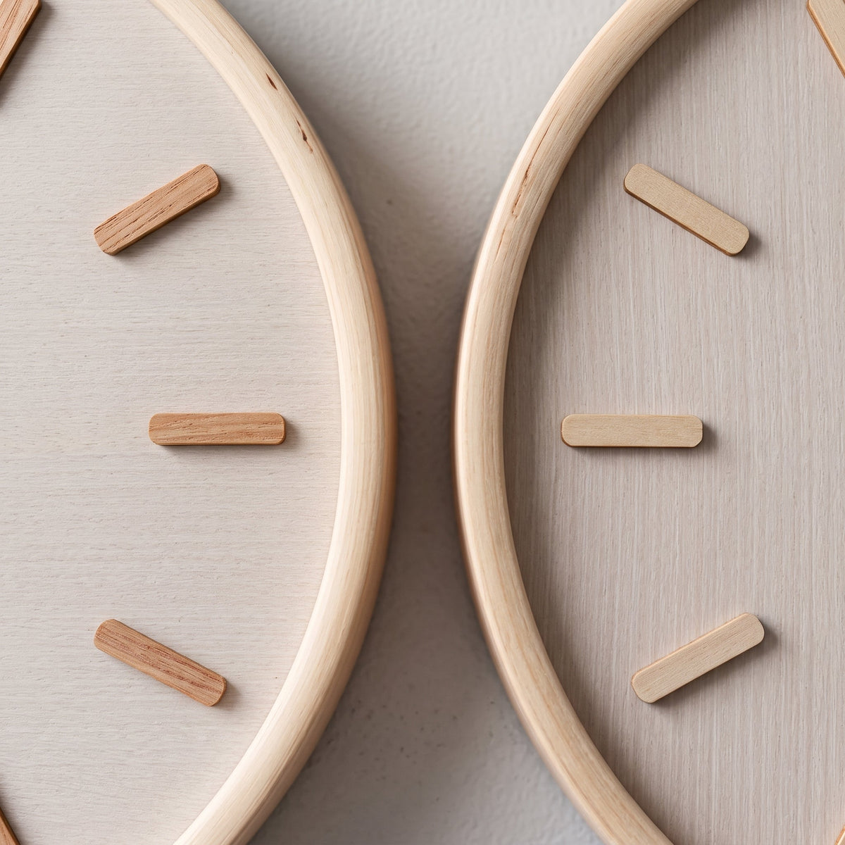 DashClock Lautlose Holz-Wanduhr