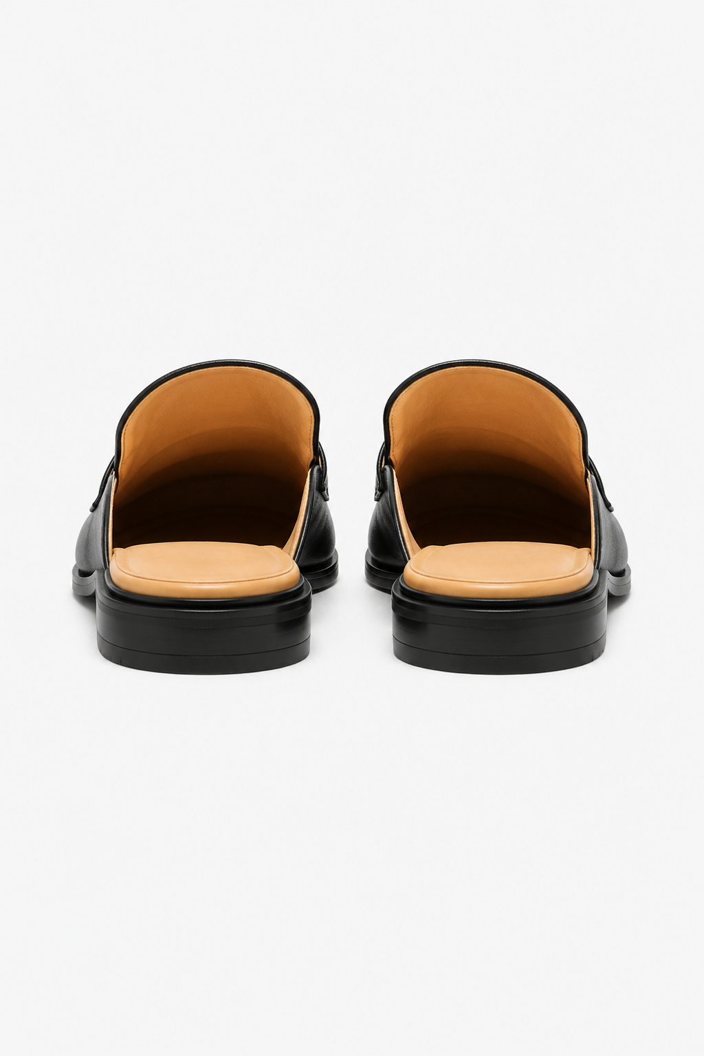 Schwarze Herren-Mules im Pennyloafer-Stil