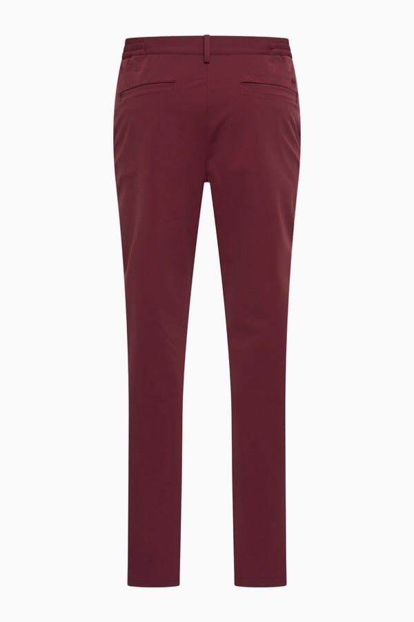 Beyoda Stoffhose Herren Cherry Red — Editorial-Styling