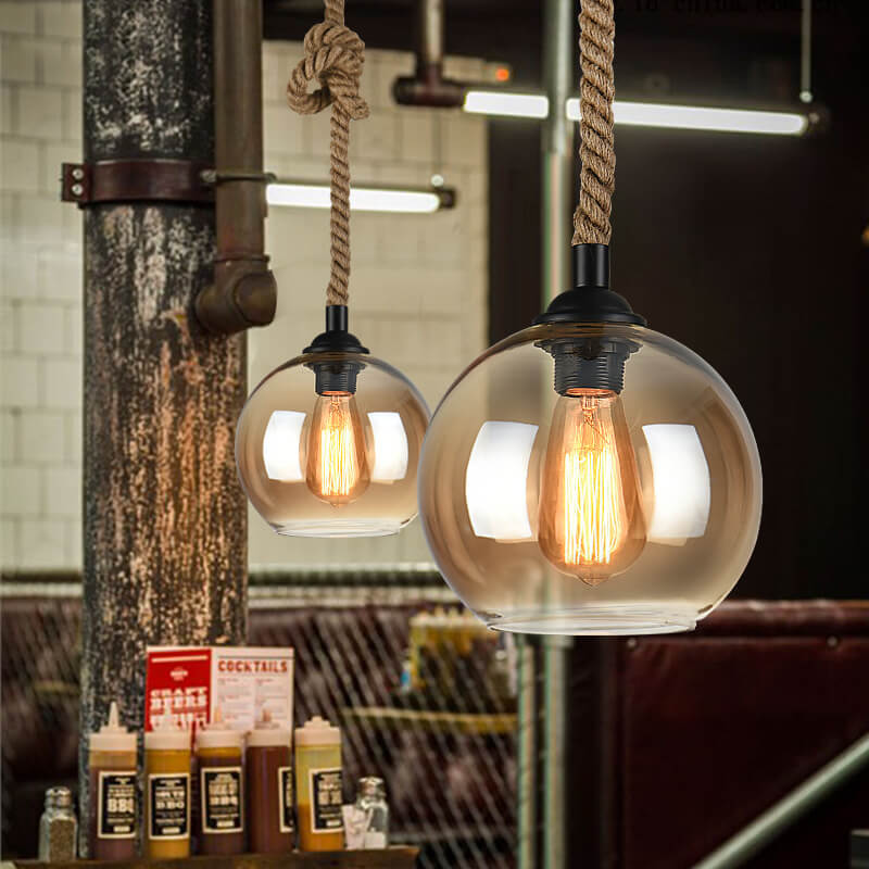 Glaskugel-Pendelleuchte mit Hanfseil - Vintage Lichtdesign