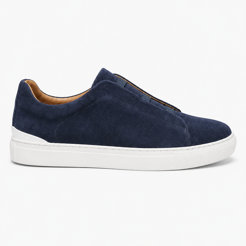 Herren Slip-On Sneaker mit Kontrastsohle - Weiß & Marineblau