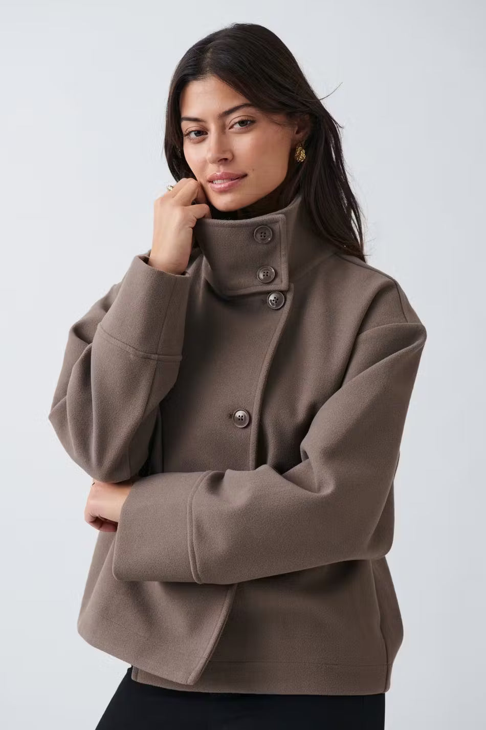 Damen Kurze Herbstjacke mit elegantem Kragen und Knopfverschluss