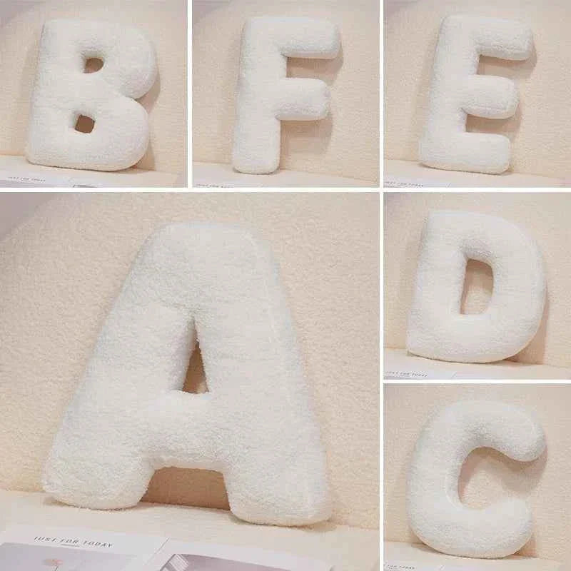 Deko-Kissen Buchstabe Plüsch Weich