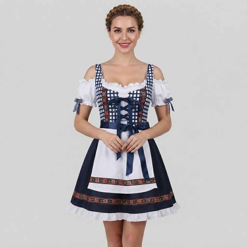Dirndl mit Spitzenakzenten