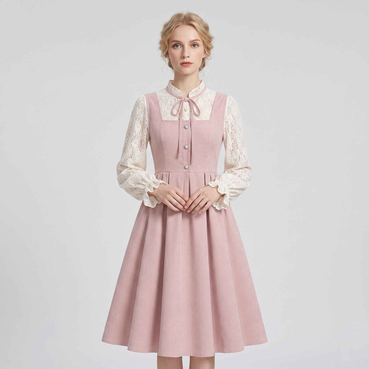 Dirndl A-Linie mit Herzausschnitt