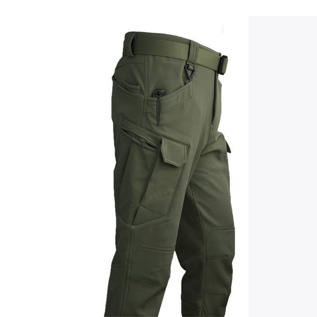 Herren Outdoor-Set - Gepolsterte Winterjacke mit Kapuze und Cargohose