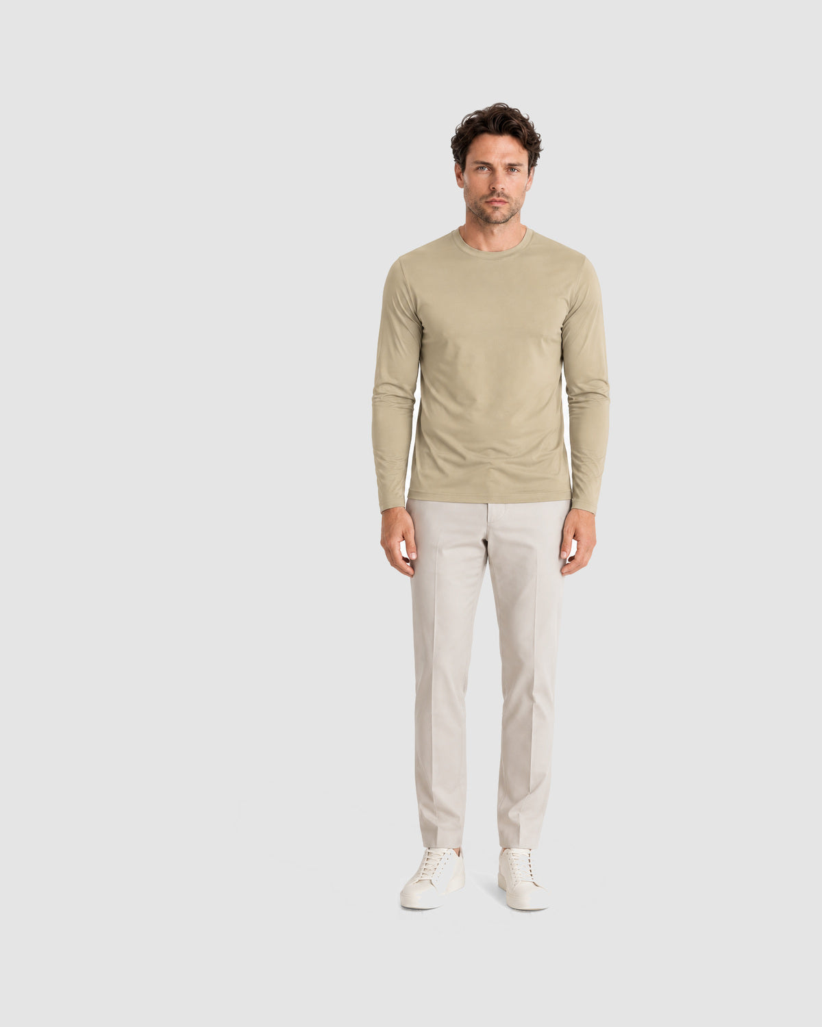 Herren Longsleeve aus Polyester mit Rundhals – Taupe, Bild 3