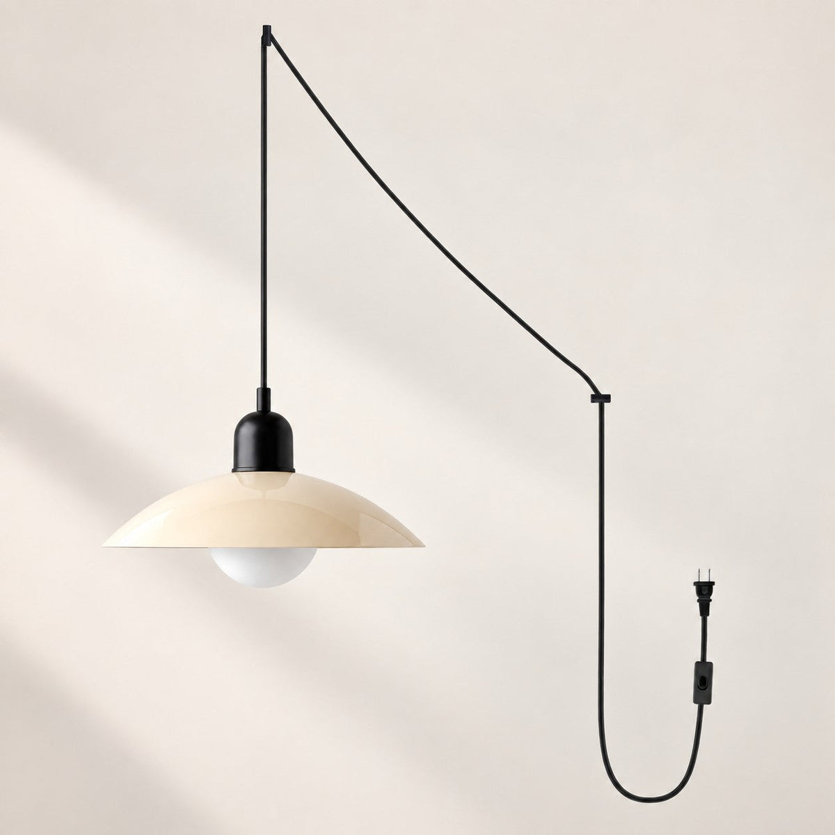 Steckdosen-Pendelleuchte im Mid-Century-Bauhaus-Stil – Schwarz – Ansicht 37