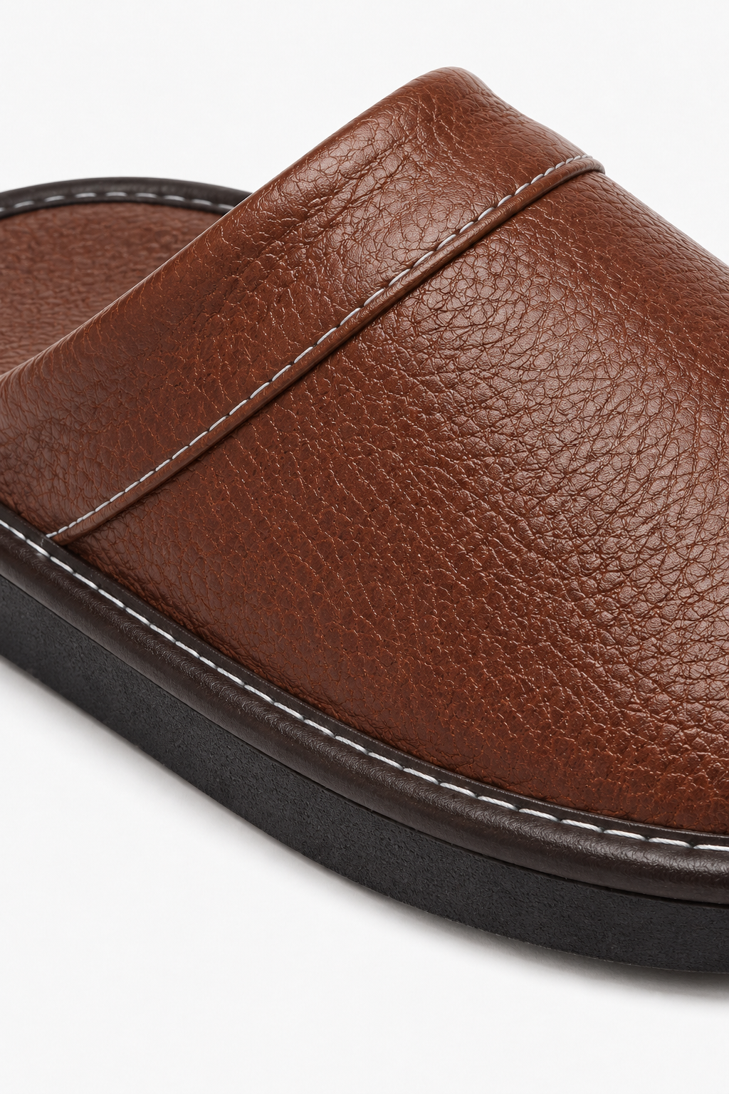 Braune Herren-Hausschuhe mit weicher Sohle